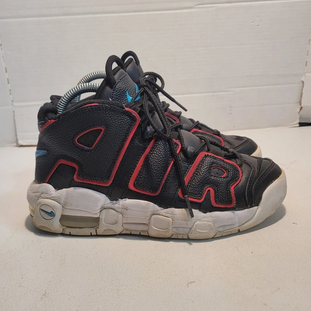 Nike Air More Uptempo GS Bred Size 6.5Y DJ4610-001 Used